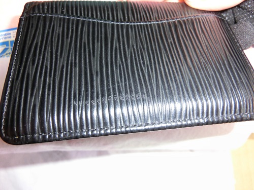 ルイヴィトンのサイフのリペア